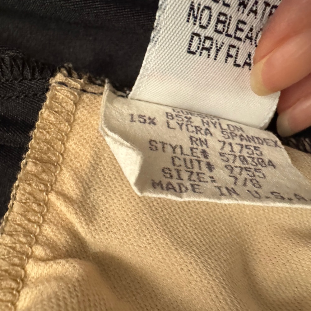 Vintage Guess Black Swimsuit with Floral Design and Skirt. Worn twice. - Picture 6 of 6